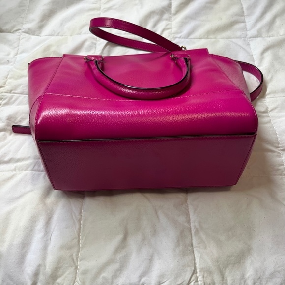 Beautiful Hot Pink Kate Spade Bag - Picture 5 of 13